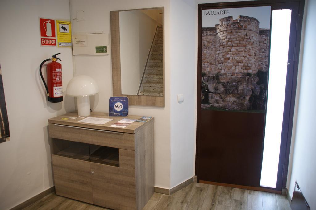Apartamentos La Muralla Самора Экстерьер фото
